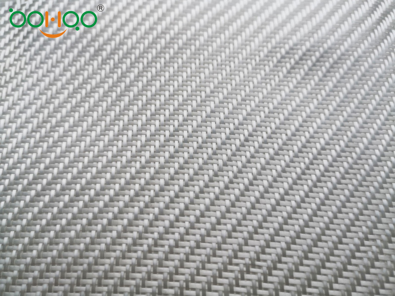 無(wú)堿玻璃纖維斜紋/破斜紋布 運(yùn)動(dòng)器材球桿魚竿高強(qiáng)度玻纖基布 玻纖預(yù)浸料增強(qiáng)復(fù)合材料