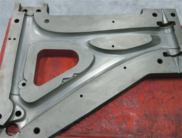 告別撬動刮擦與重復涂覆!Stoner G471碳纖維脫模劑讓零件“自行脫落”,效率提升超10倍