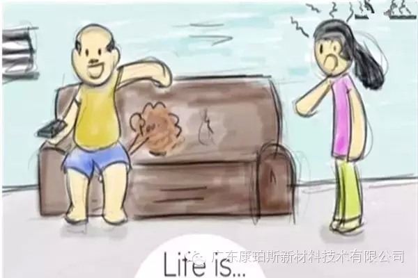 人生就是。。。 妻子已經(jīng)發(fā)火，你卻肆無忌憚地放屁&ldquo;排毒氣&rdquo;